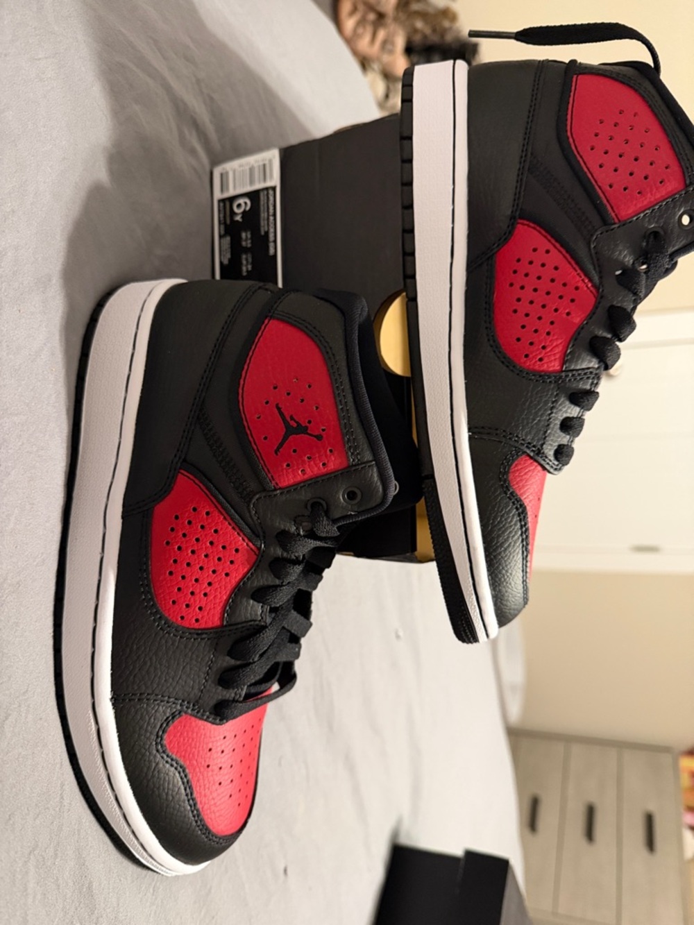 Nike Women’s High-Top Sneakers in Black and Red - Nike Access 7.5W 6Y